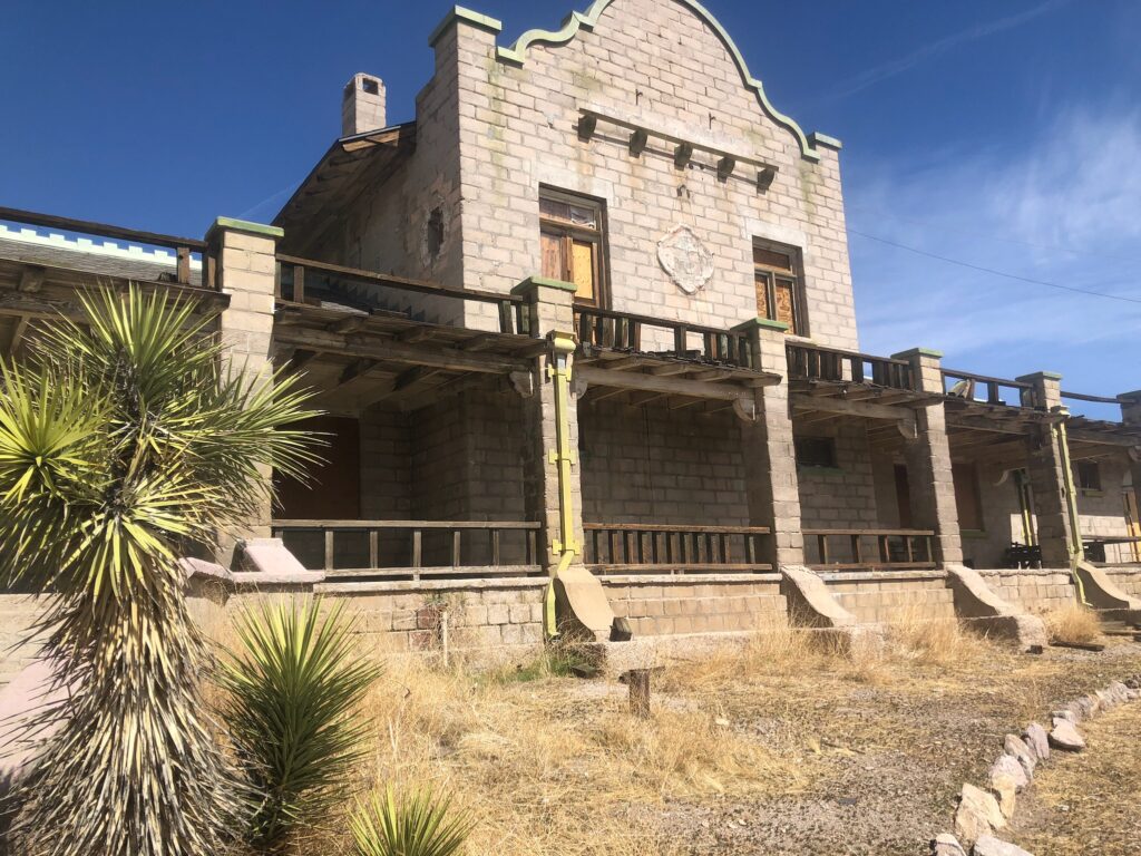 Rhyolite ruins-Death Valley road trip